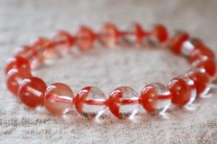 What is the meaning of red rabbit hair crystal?
