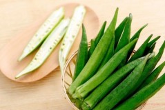 Can okra be eaten raw?