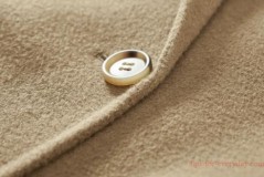 How to clean double-sided woolen coat without shrinking