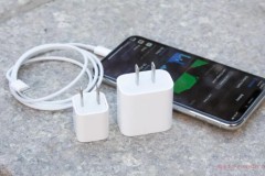 Why is the Apple mobile phone charging cable easily damaged?