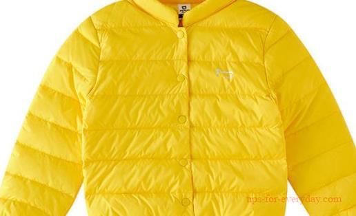 Is the down jacket washed by hand or in the washing machine?1