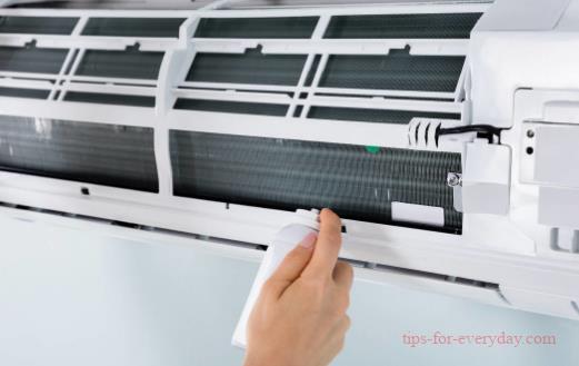 The reason for the peculiar smell of air conditioning1